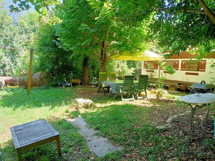 La Colline Aux Oiseaux, La Tranquillite Des Bois Villa Molieres-sur-Ceze Buitenkant foto